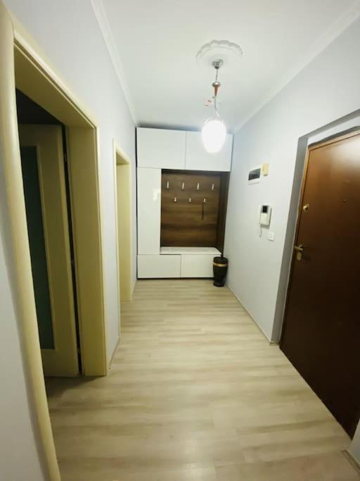 Your Home In Тирана Экстерьер фото